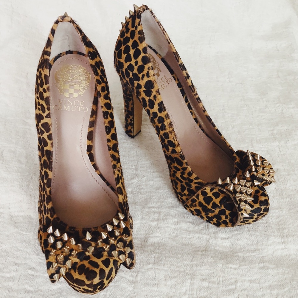 VINCE CAMUTO Calf Hair LUX Leopard Spiked Heels